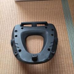 GIVI ジビ ベースプレート モノロック M5M