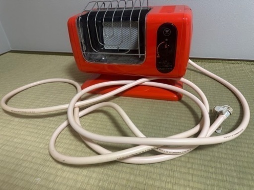 すぐ使える！ストーブ本体、ガスホース付き