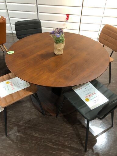 昇降式　ラウンドテーブル