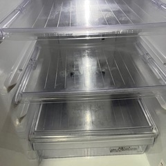 （現在取引中）2015年製 三菱 冷蔵庫 146L【お引き取り限定】の画像