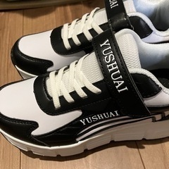 靴/バッグ 靴 スニーカーの画像