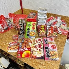国産米　パックご飯　67食分　おかず14食分　カップ麺７個