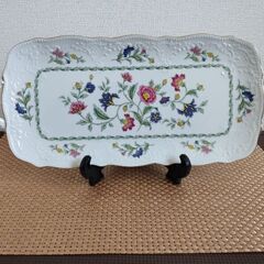 日本製　花柄　 MOMOYAMA 陶器　 サンドイッチトレイ　【綺麗】