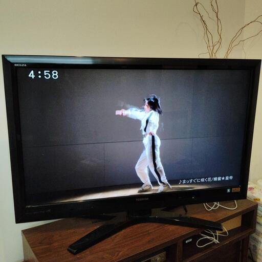 REGZA　テレビ　４２インチ　 2010年製