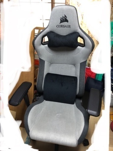ゲーミングチェアCorsair  T3 Rush