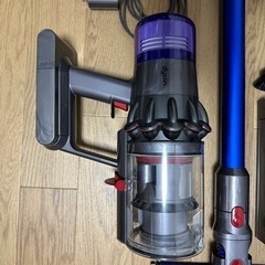 Dyson v11 fluffy 【ジャンク品】の画像