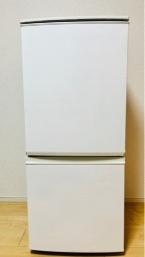 SHARP 冷蔵庫 137L 一人暮らし 新生活 キッチン家電