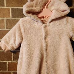 ユニクロ ベビー服 くま ジャンプスーツ 60cm ファーリーフリースオールインワンの画像