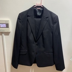 レディース　リクルート　パンツスーツ