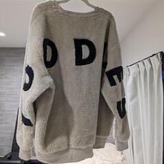 服　トレーナー　もこもこの画像