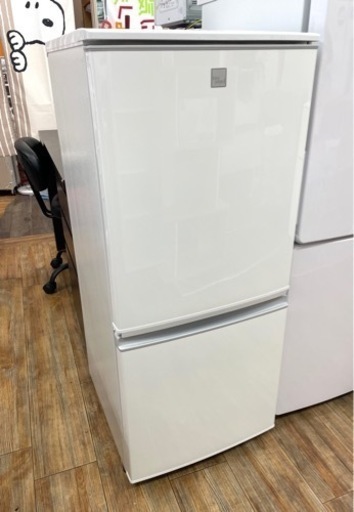 【お買得】⭐️日本製⭐️ シャープ SHARP 冷蔵庫 137L SJ-14E7-KW 2020年製 ★