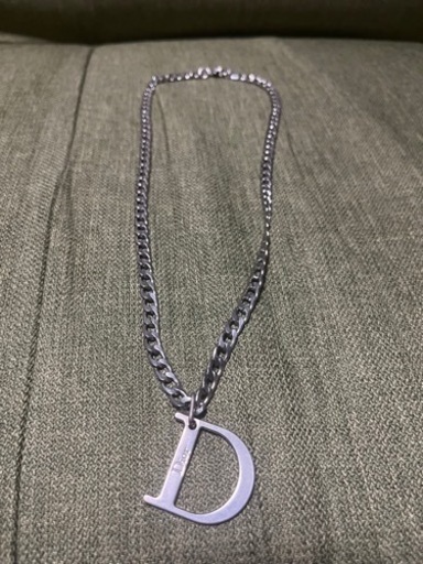 服/ファッション アクセサリー ネックレス　クリスチャンディオール