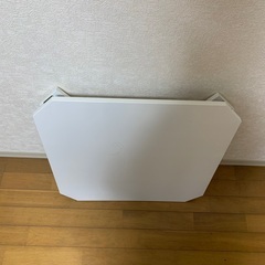 折りたたみテーブル