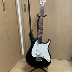 【引取先決まりました】エレキギター(ギタースタンド付き)