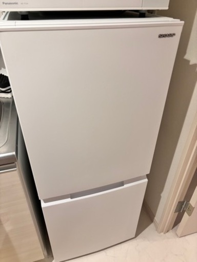 SHARP 冷蔵庫　2022年製