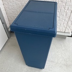 [値下げ中]ダストボックス ゴミ箱 の画像