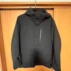 UNIQLO ハイブリッドダウンパーカー