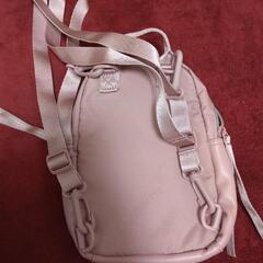 PUMAキッズリュックの画像