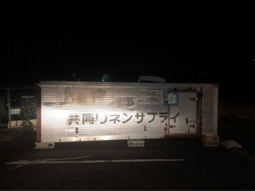 コンテナ　譲ります