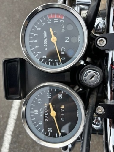 スズキ　GN125H  カスタム　黒　旧車スタイル　吸い込み