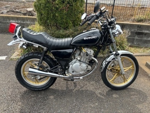 スズキ　GN125H  カスタム　黒　旧車スタイル　吸い込み