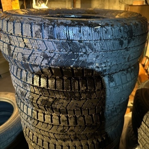 175/65R15 冬タイヤ　TOYO