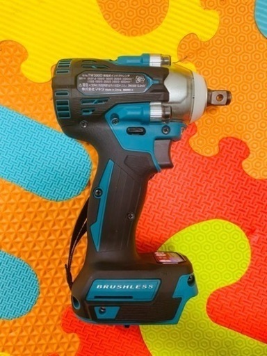 マキタ　インパクトレンチ　TW300DZ　本体のみ