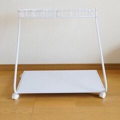 スラックスハンガー