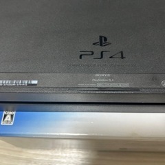 PS4本体 コントローラ2台の画像
