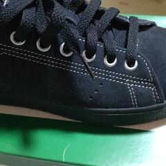 値下げ中❗adidasスニーカーの画像