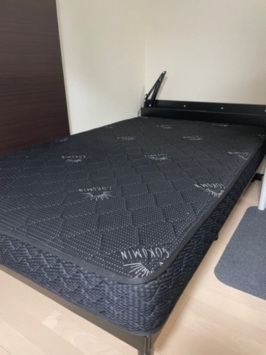 決まりました。マットレス  セミダブル ベッドフレーム付き