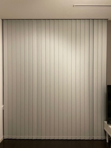 ※3月31日迄の受け渡し希望の為お値下げ※【左操作】タワマン・窓の大きな方向け♪バーチカルブラインド＆レール