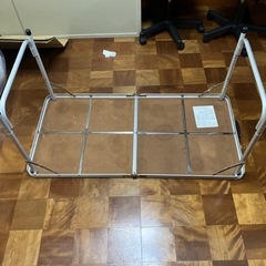 キャンプ・アウトドア用折りたたみテーブルの画像