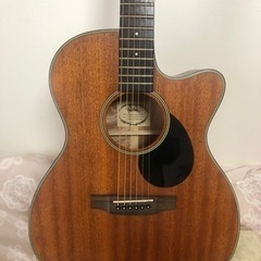ギター、ピアノ、ドラム