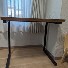サイドテーブル　ベッドテーブルの画像