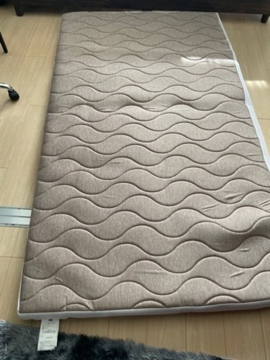 家具 敷布団