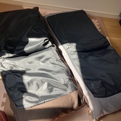 折りたたみ座椅子の画像