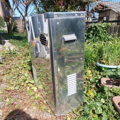 リモコン付き石油給湯器付きふろがまの画像