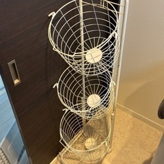 3段ランドリーバスケットの画像