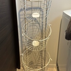 3段ランドリーバスケットの画像