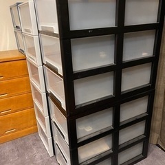 【4／10まで】奥行き74cm衣装ケースいろいろ10点（押入れ用）の画像