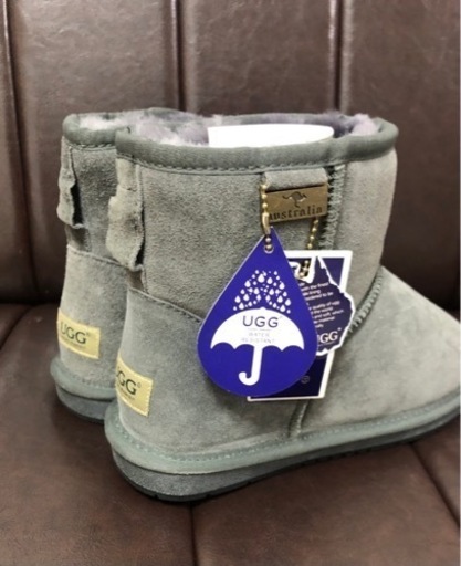 【新品】UGG ブーツ　レア物