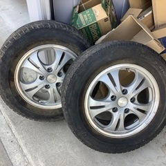 【大垣市】205/65/R15 5穴 2本車のパーツ タイヤ、ホイール