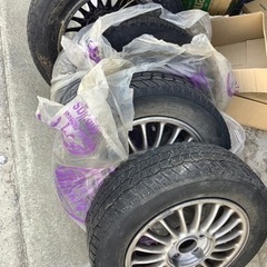 【大垣市】185/65/R15 5穴 4本 車のパーツ タイヤ、...