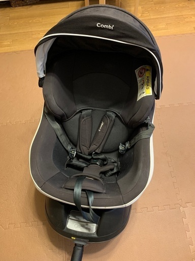 コンビ　チャイルドシート　クルムーヴ