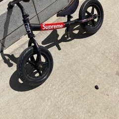 ストライダー風　トイザらス