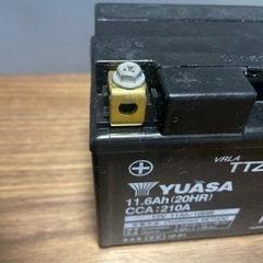 バイク用バッテリー 電動リールにも使える台湾YUASA 使用90日未満の良品です。の画像