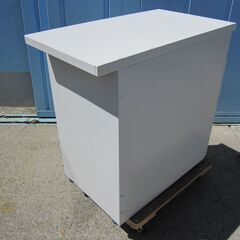 3段脇机　ホワイト　コクヨ製　鍵無し・作成可能1100円/本の画像