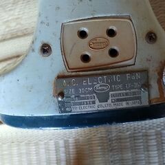 昭和レトロ扇風機の画像