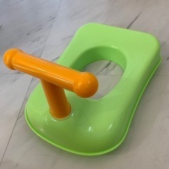 アップリカおむつゴミ箱とおまるのセットの画像
